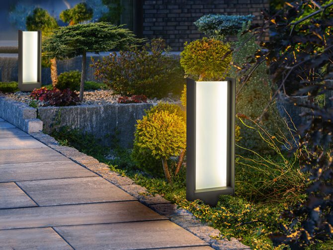 Grey Outdoor Large Beacon Lamp